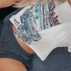 Brandy Melville crop tshirt